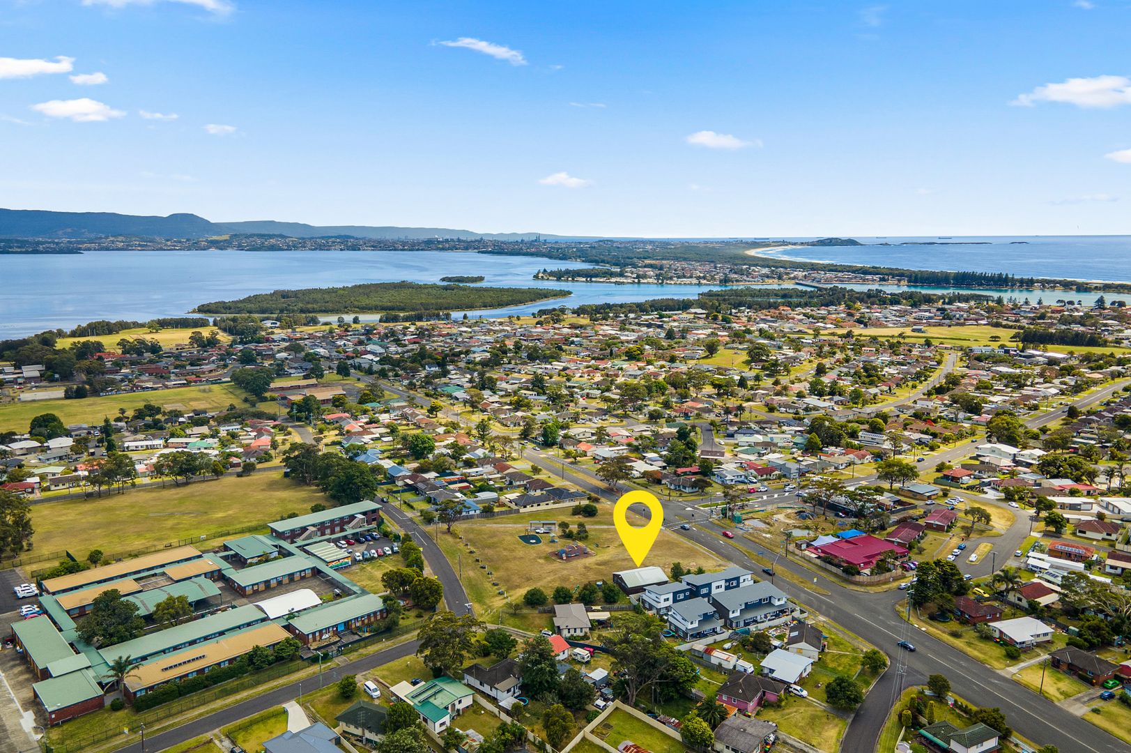 five villas for sale in lethbridge park new south wales
