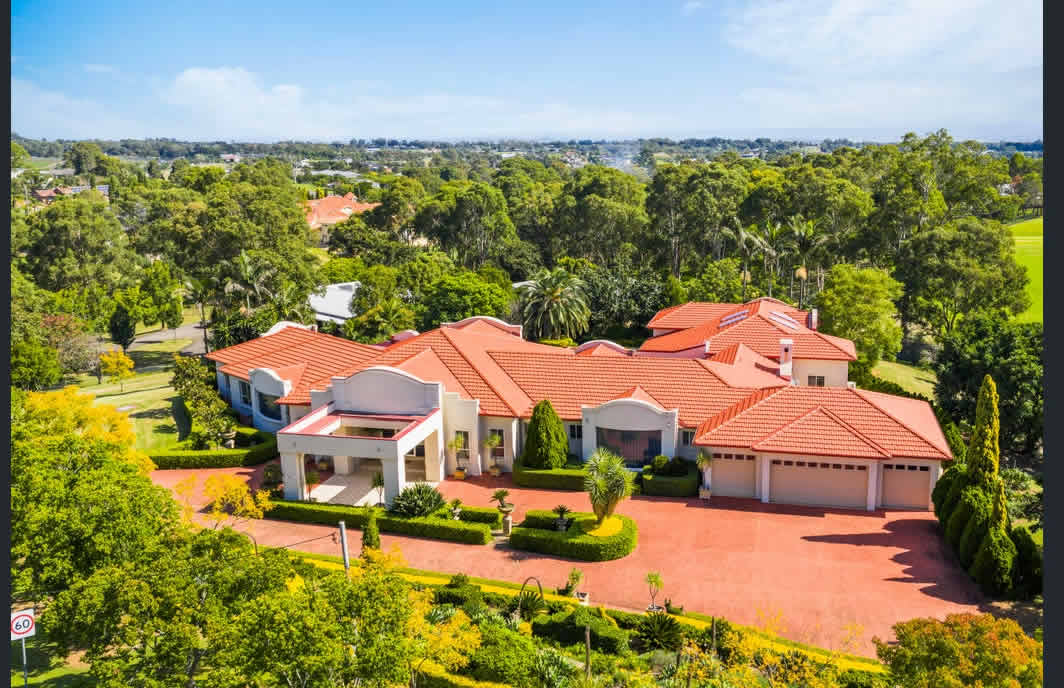 mansion for sale on two and half acres in horsley park new south wales